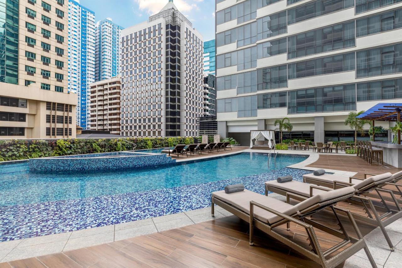 Отель The Westin Manila Pasig City Экстерьер фото